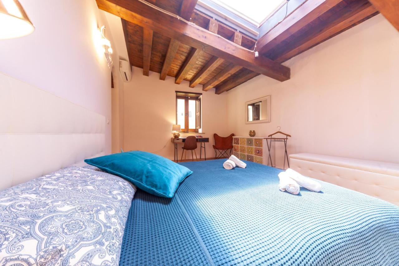 Vakalu-Piazza Duomo Charming Apartment 시라쿠사 외부 사진